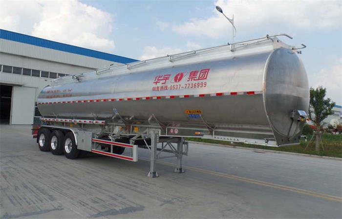LHY9400GSY铝合金食用油运输半挂车(图2) LHY9400GSY铝合金食用油运输半挂车(图2)