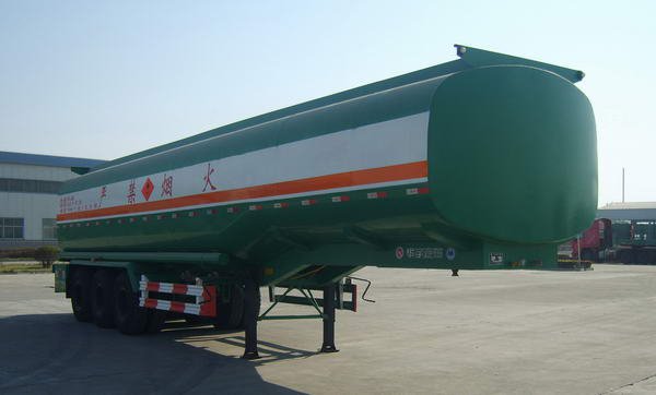 LHY9400GJY加油半挂车(图2) LHY9400GJY加油半挂车(图2)